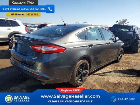 Used 2016 Ford Fusion SE FWD image 4
