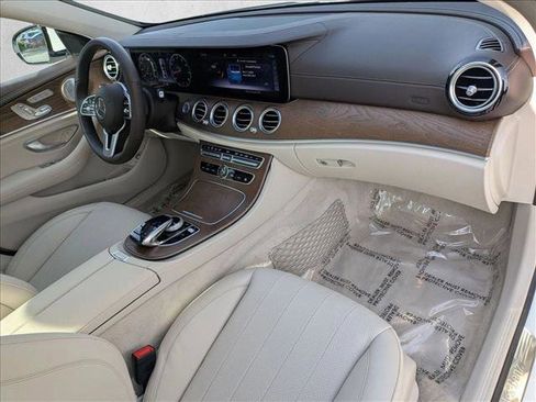 Used 2020 Mercedes-Benz E 350 4MATIC Sedan image 24