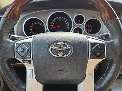 Used 2014 Toyota Sequoia Platinum RWD image 24