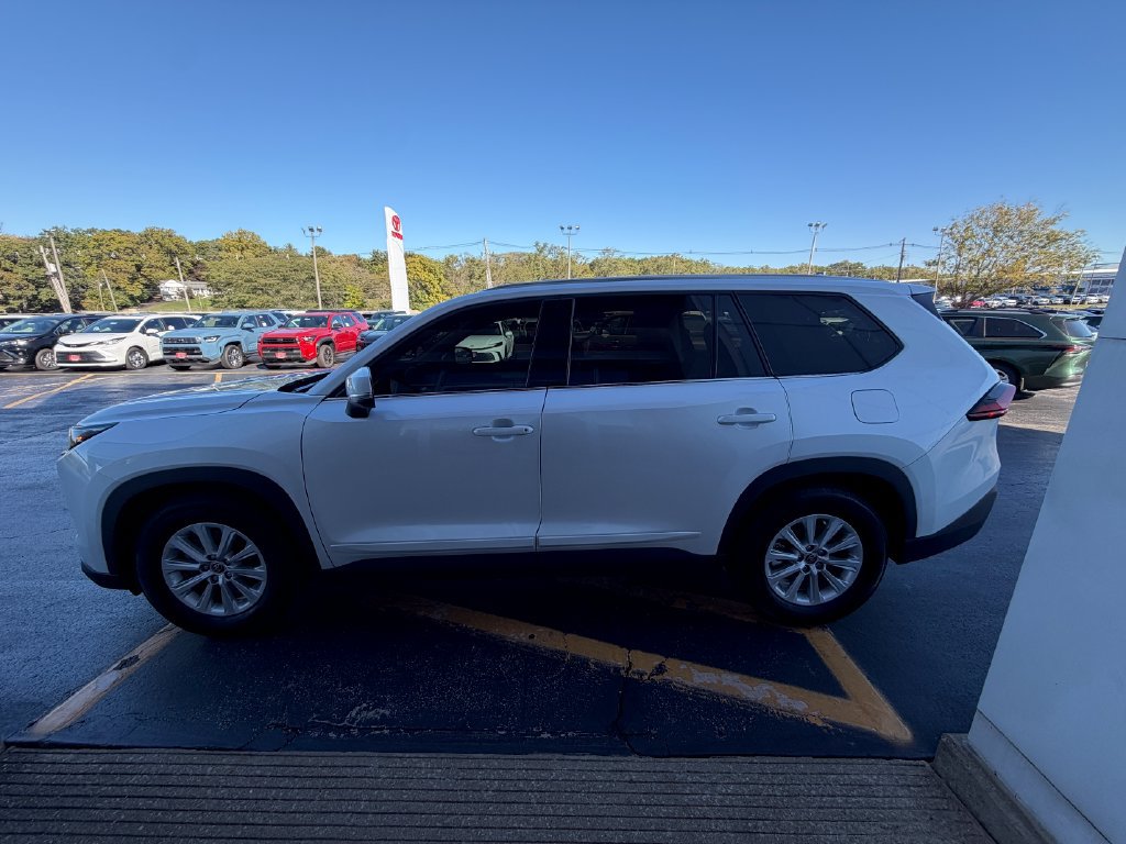Used 2025 Toyota Grand Highlander AWD Hybrid image 9
