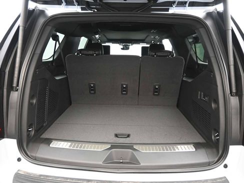 New 2026 GMC Yukon XL Denali w/ Denali Reserve Package AWD/4WD image 15
