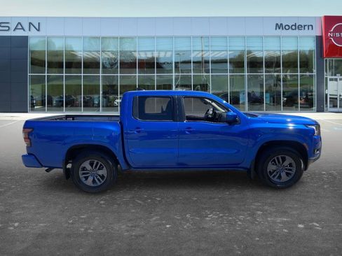 Certified 2025 Nissan Frontier SV w/ SV Convenience Package RWD image 4