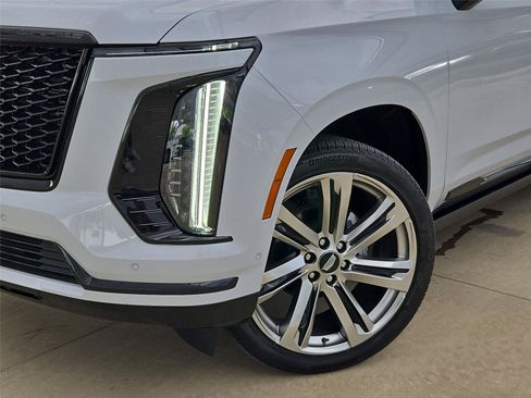 New 2026 Cadillac Escalade ESV Sport w/ Touring Package AWD/4WD image 7