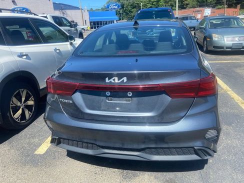 Used 2022 Kia Forte LXS FWD image 10