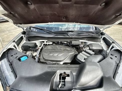 Used 2025 Honda Ridgeline Sport image 24