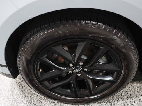 Used 2024 Land Rover Range Rover Velar Dynamic SE image 11