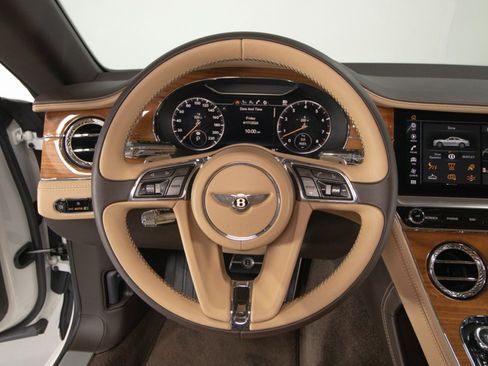 Used 2020 Bentley Continental GT V8 AWD/4WD image 24