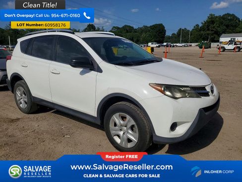 Used 2015 Toyota RAV4 LE FWD image 5