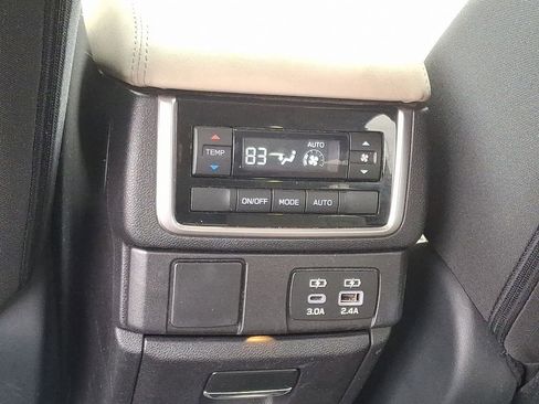 Certified 2023 Subaru Ascent Premium w/ Convenience Package AWD/4WD image 13