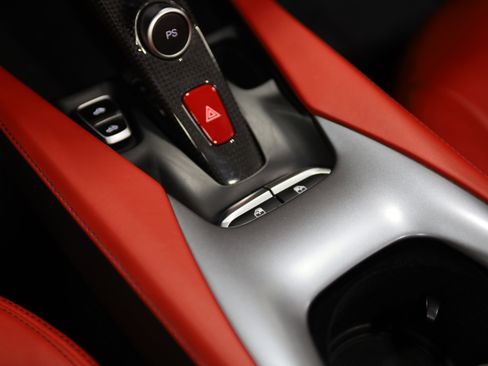 Used 2020 Ferrari Portofino image 33