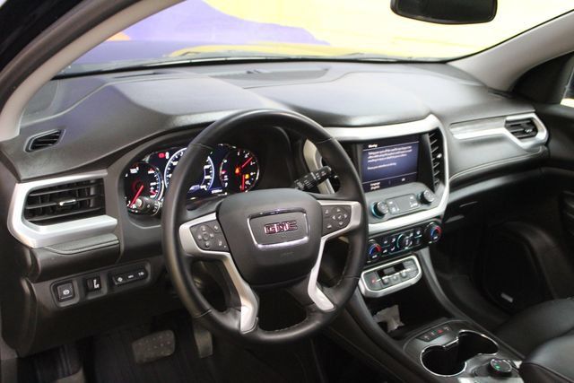 Used 2023 GMC Acadia SLT w/ GMC Pro Grade Package AWD/4WD image 14