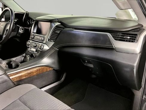 Used 2018 Chevrolet Suburban LS w/ Enhanced Driver Alert Package RWD image 25