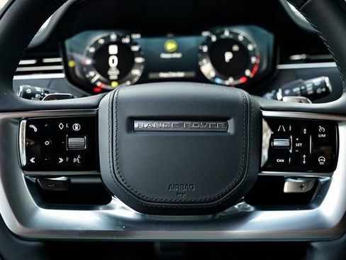 New 2026 Land Rover Range Rover Long Wheelbase SE image 42