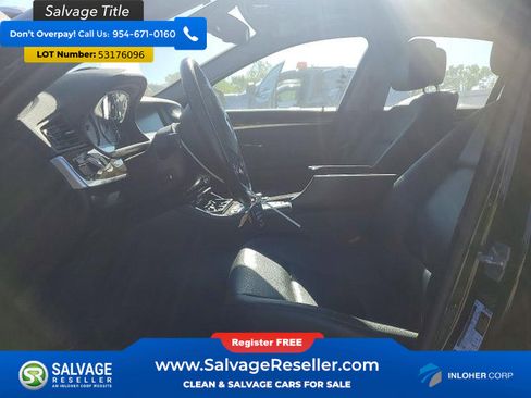 Used 2011 BMW 528i Sedan RWD image 9