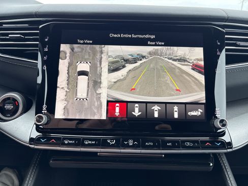 New 2026 Jeep Grand Wagoneer Limited AWD/4WD image 35
