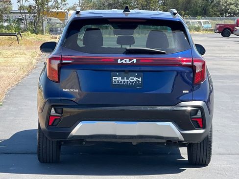 Used 2024 Kia Seltos EX AWD/4WD image 5
