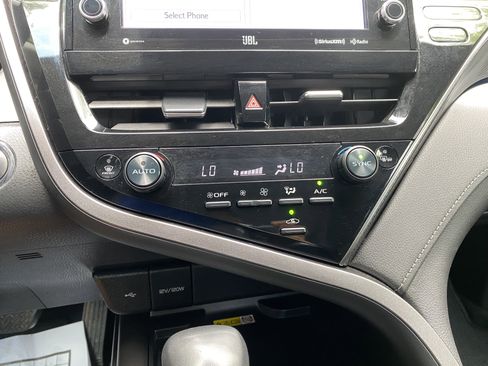 Used 2024 Toyota Camry XSE FWD image 29