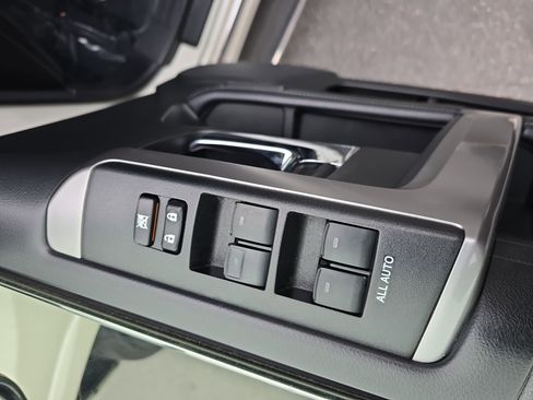 Used 2020 Toyota 4Runner Limited image 30