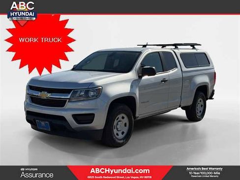 Used 2018 Chevrolet Colorado W/T image 1