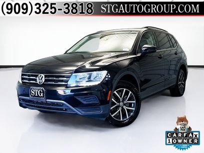 Used 2019 Volkswagen Tiguan SE w/ Panoramic Sunroof Package