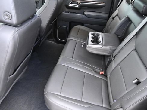 Used 2024 Chevrolet Silverado 1500 RST image 13