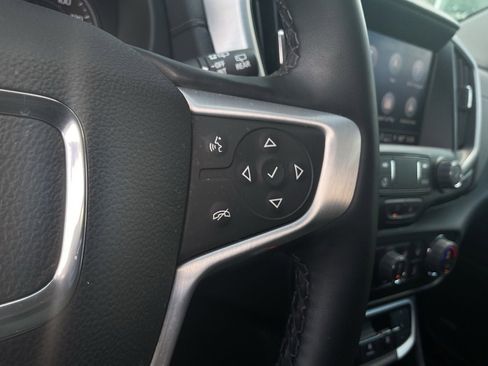 Used 2024 GMC Terrain SLT w/ Infotainment Package II AWD/4WD image 30
