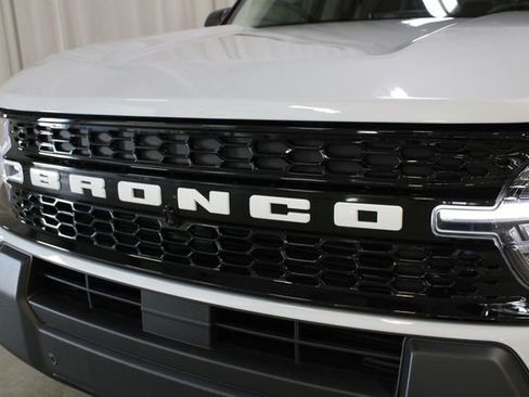 New 2026 Ford Bronco Sport Outer Banks w/ Outer Banks Tech Package+ AWD/4WD image 34