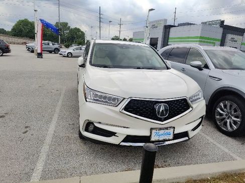Used 2017 Acura MDX SH-AWD w/ Advance Package image 18