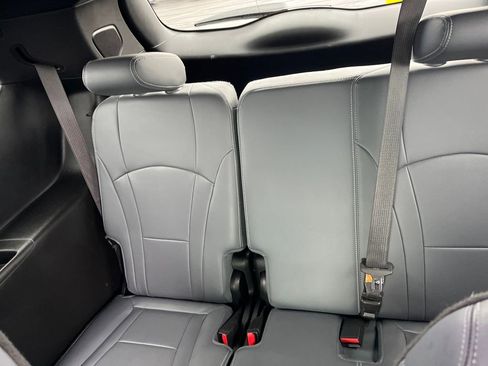 Used 2023 Buick Enclave Premium w/ Experience Buick Package image 25