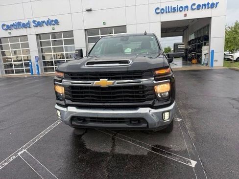 Used 2024 Chevrolet Silverado 2500 LT w/ Convenience Package AWD/4WD image 29