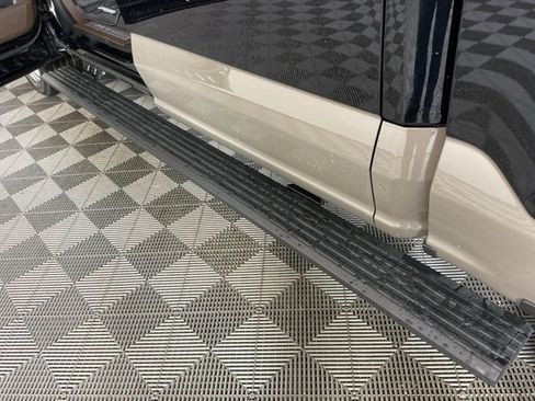 Certified 2025 Ford F150 King Ranch image 15