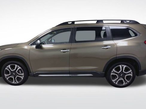 Used 2023 Subaru Ascent Touring image 5