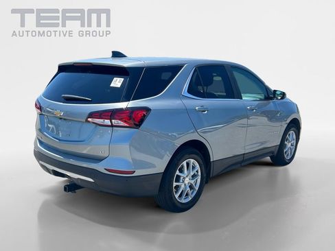 Used 2023 Chevrolet Equinox LT w/ Driver Convenience Package FWD image 7