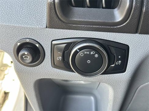Used 2015 Ford Transit 150 XLT image 13