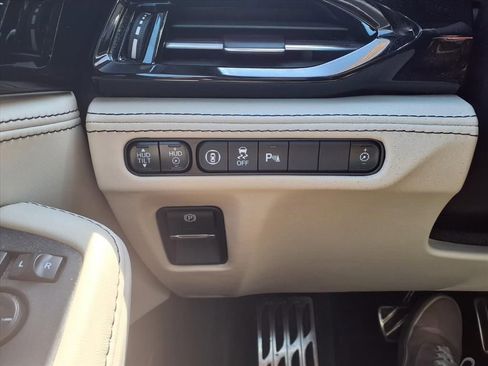 Used 2022 Acura MDX Type S AWD/4WD image 25