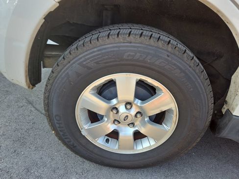 Used 2012 Ford Escape Limited FWD image 4