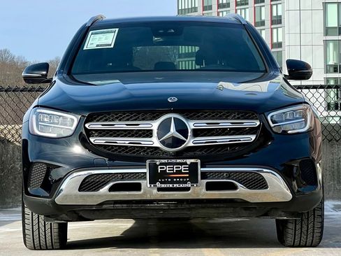Certified 2022 Mercedes-Benz GLC 300 4MATIC image 2