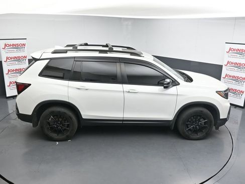 Used 2022 Honda Passport TrailSport image 17