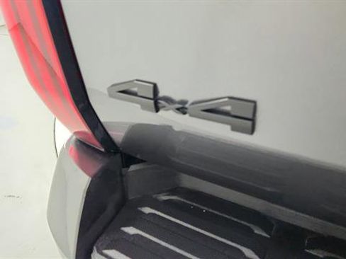 Used 2024 Toyota Tundra Limited image 32