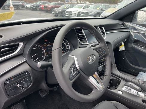 New 2025 INFINITI QX55 Luxe w/ Cargo Package image 11