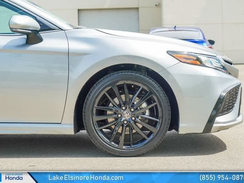 Used 2024 Toyota Camry XSE FWD image 7