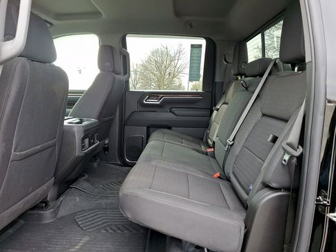 Used 2025 Chevrolet Silverado 2500 LT image 10