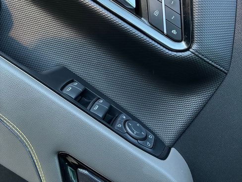 Used 2023 Chevrolet Silverado 1500 ZR2 w/ Technology Package image 7