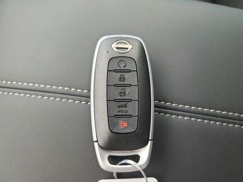 New 2026 Nissan Pathfinder SL FWD image 35