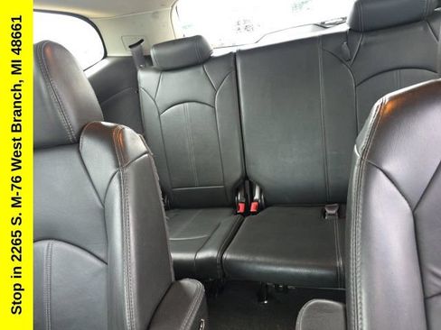 Used 2013 Chevrolet Traverse LT FWD image 35