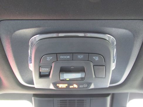 Certified 2023 Toyota bZ4X AWD image 28