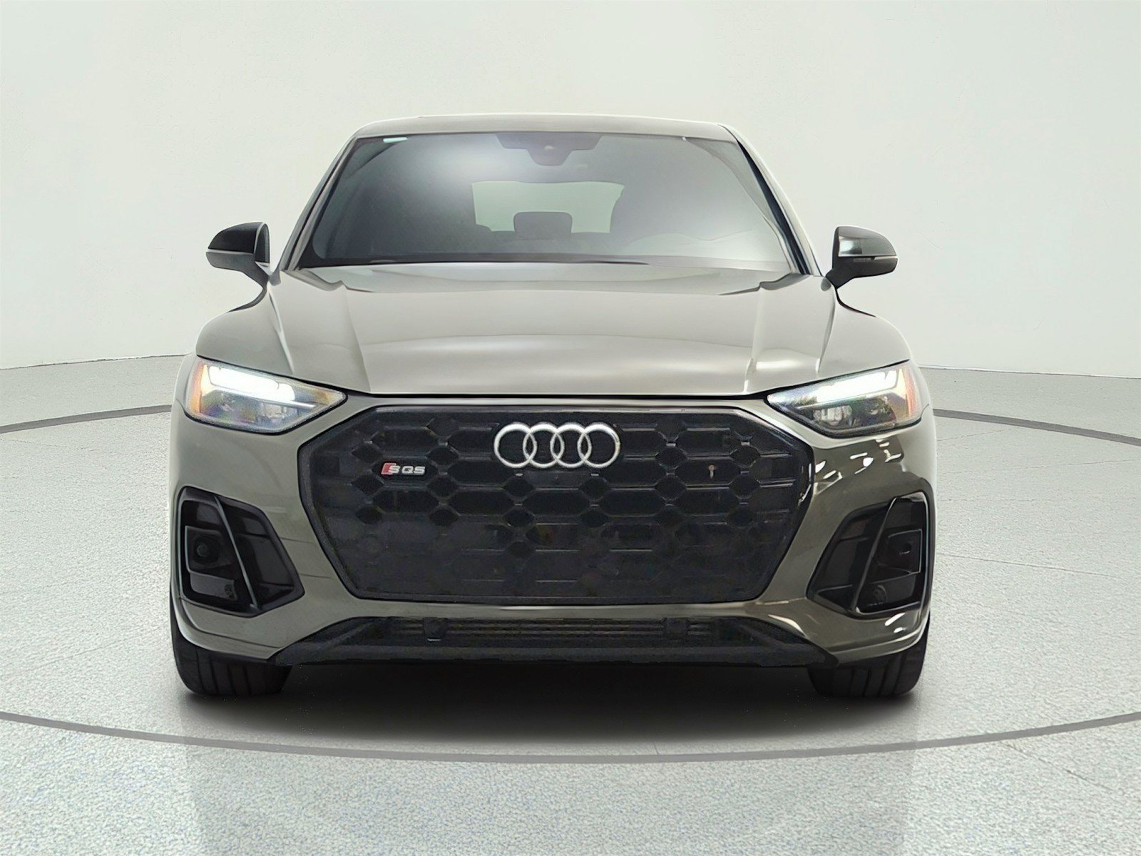 Used 2023 Audi SQ5 Premium Plus w/ Premium Plus Package AWD/4WD image 2