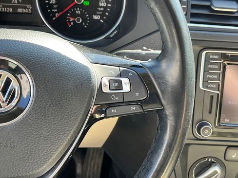 Used 2017 Volkswagen Jetta SE FWD image 13