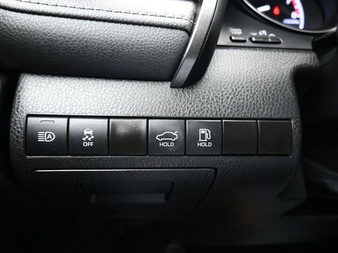 Used 2023 Toyota Camry SE image 23