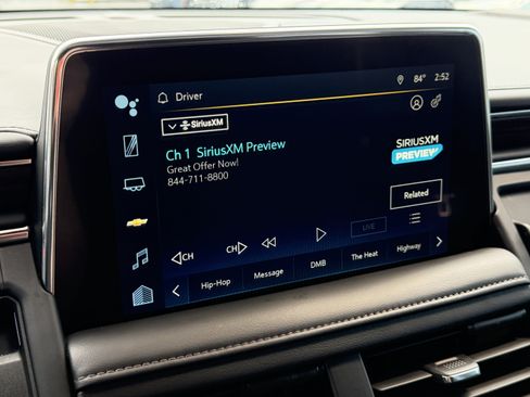 Used 2022 Chevrolet Suburban High Country AWD/4WD image 30